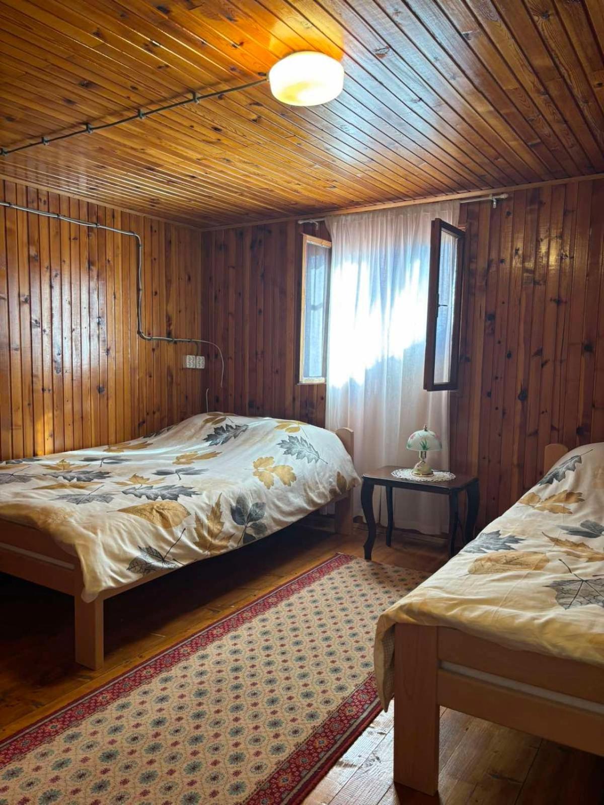 Готель Ljubav Stara Zaovine Lazici Екстер'єр фото
